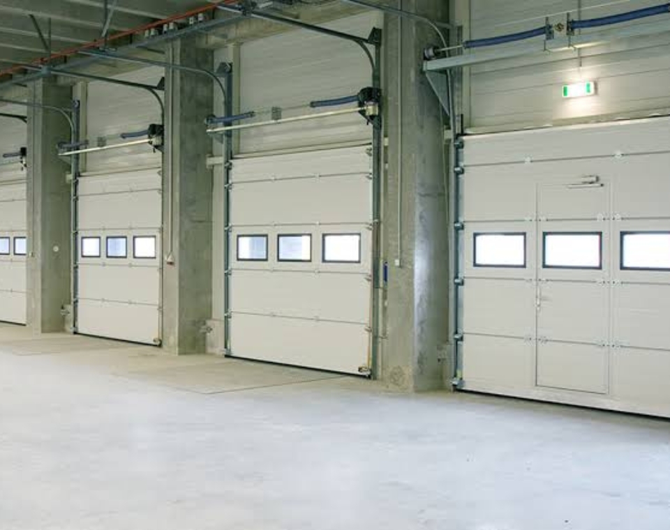 Seksiyonel Kapı Tamiri: Hızlı, Güvenilir ve Profesyonel Hizmet